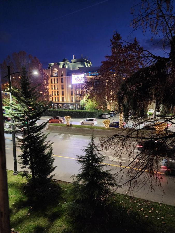 Riverside Baratashvili Apartment Tbilisi Buitenkant foto