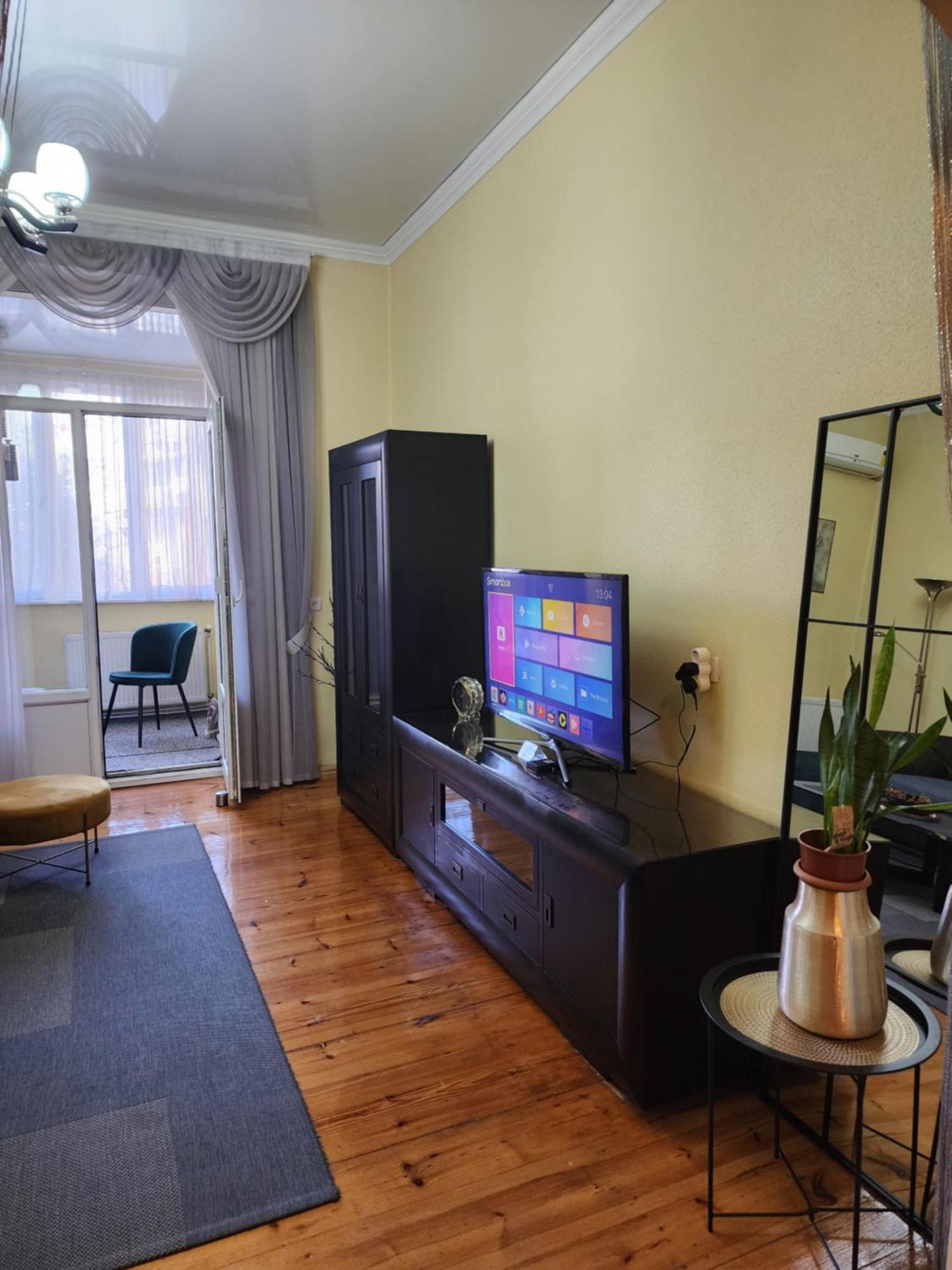 Riverside Baratashvili Apartment Tbilisi Buitenkant foto